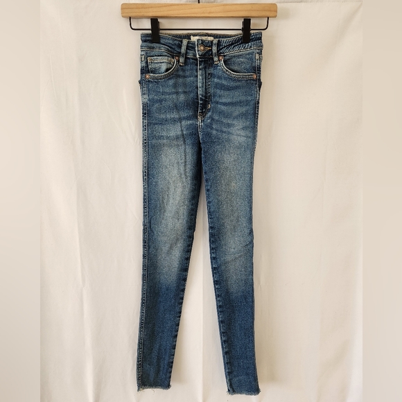 We the Free Raw High-Rise Jegging, size 24 - Picture 4 of 10